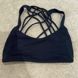 Lululemon sports bra